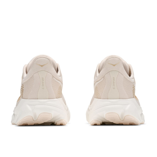 Hoka Arahi 9